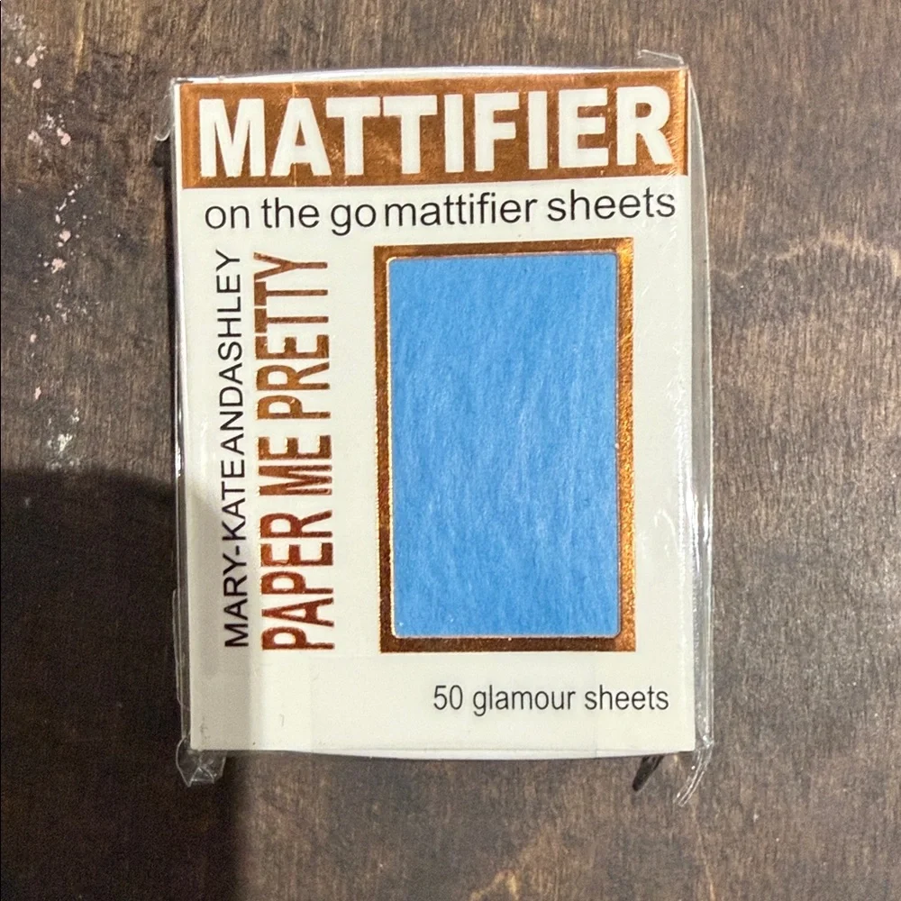 Mary-Kate and Ashley Blue Mattifier Sheets